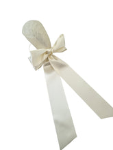 Load image into Gallery viewer, Ivory Tapered Style Fascinator, Sinamay with Satin Bow, 10 cms 4 inches wide with tails